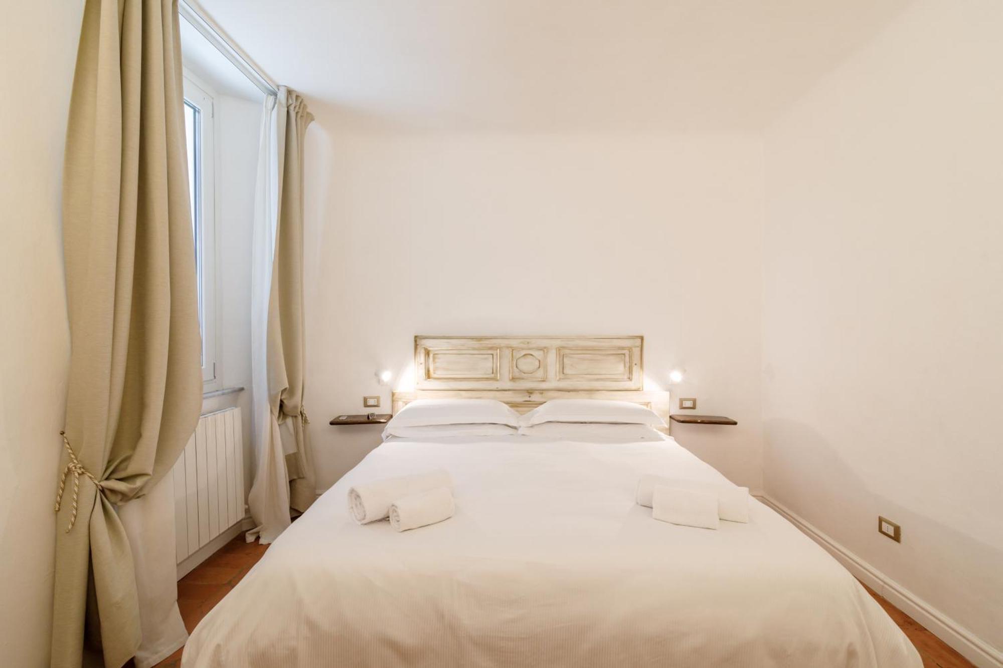 Charme Centro Storico Apartment เซียนา ภายนอก รูปภาพ