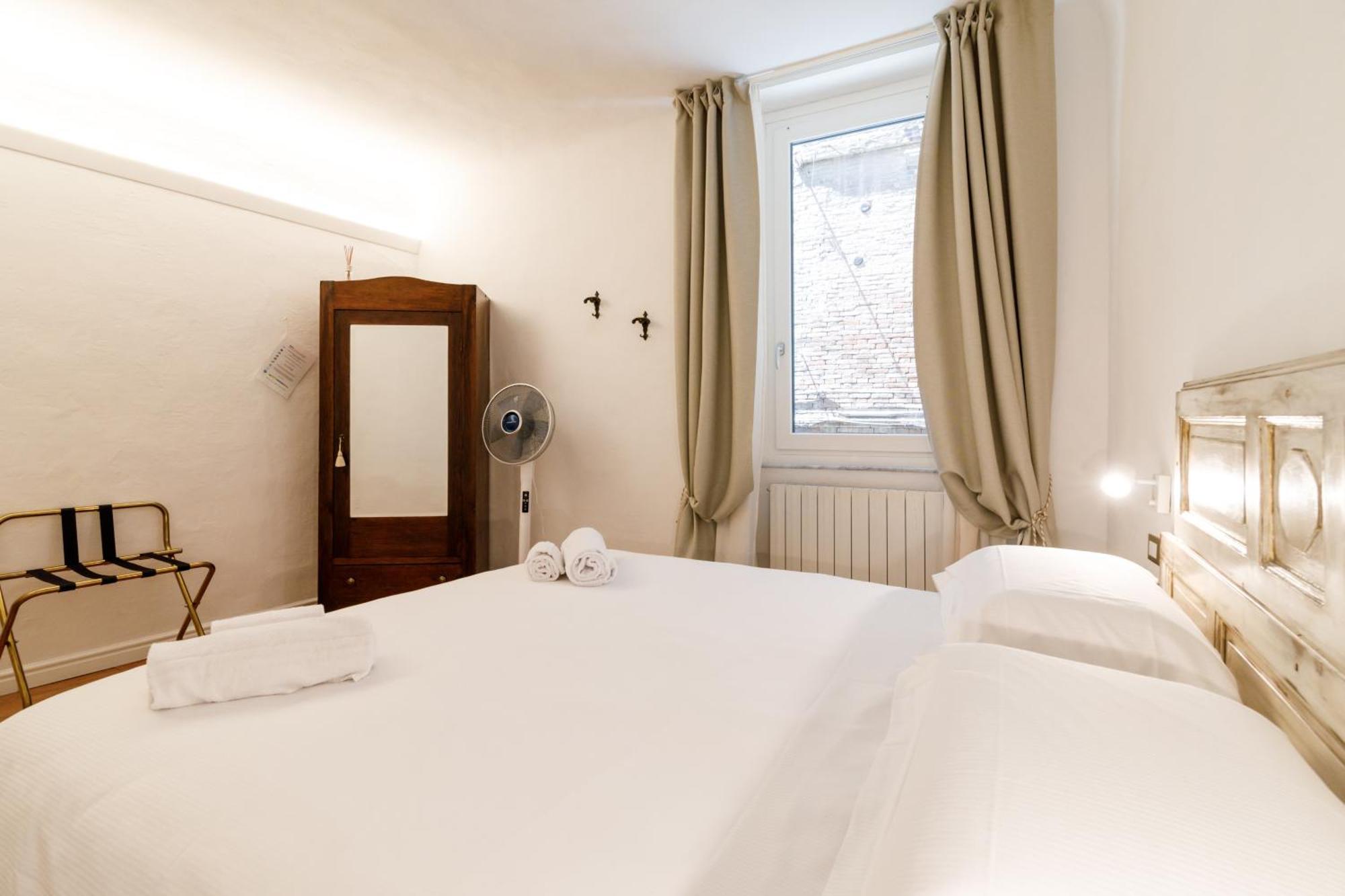Charme Centro Storico Apartment เซียนา ภายนอก รูปภาพ