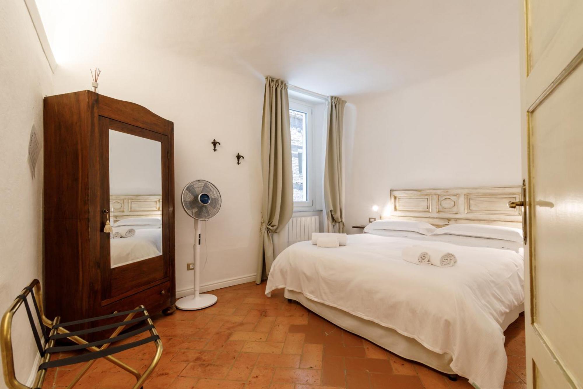 Charme Centro Storico Apartment เซียนา ภายนอก รูปภาพ