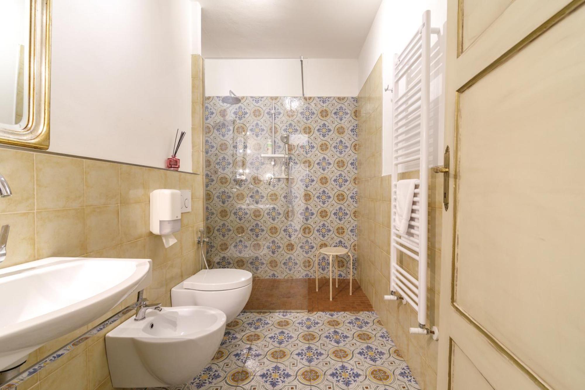 Charme Centro Storico Apartment เซียนา ภายนอก รูปภาพ